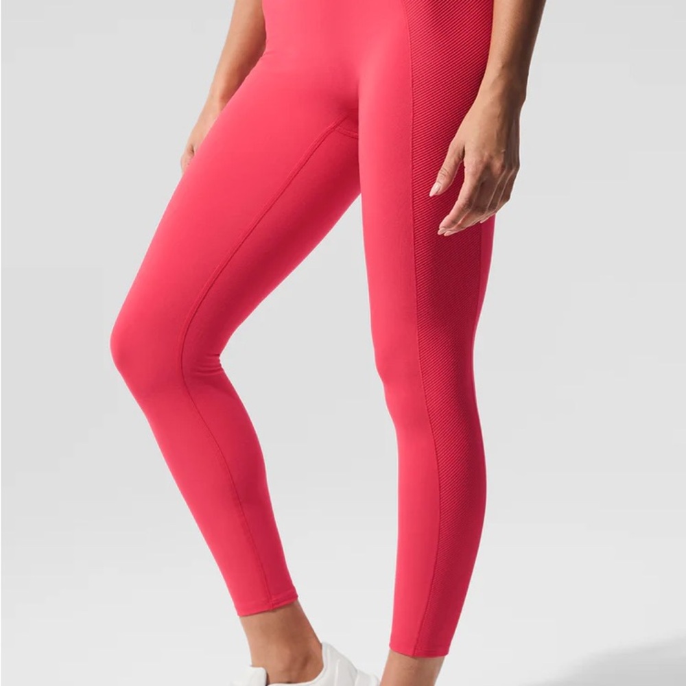 ALO Yoga Alosoft High- Waist 7/8 Relay Leggings in Candy Red